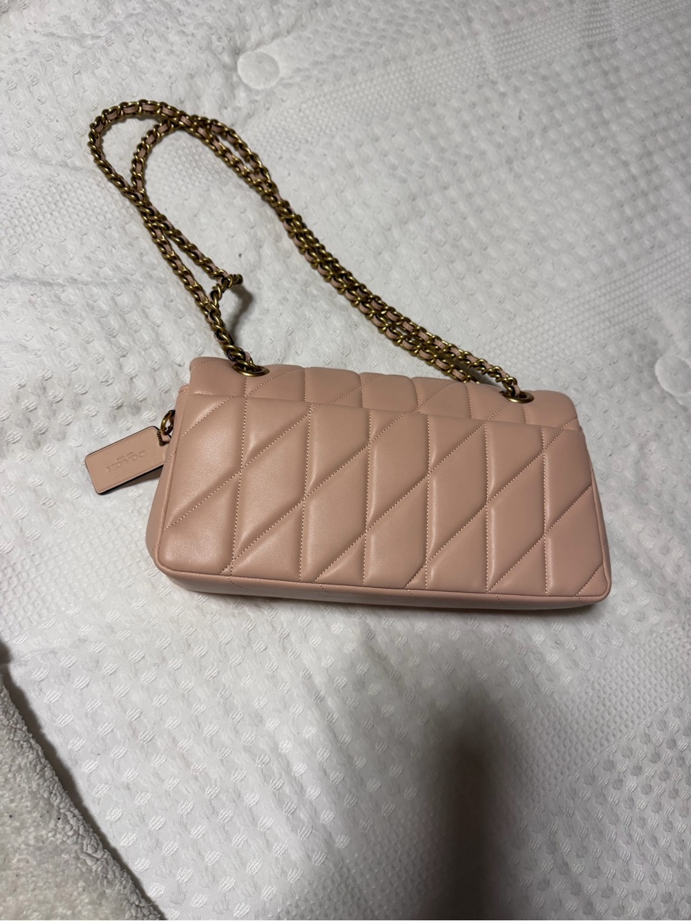 Coach Quilted Blush Leather Shoulder Bag with Gold Hardware - Picture 2 of 9
